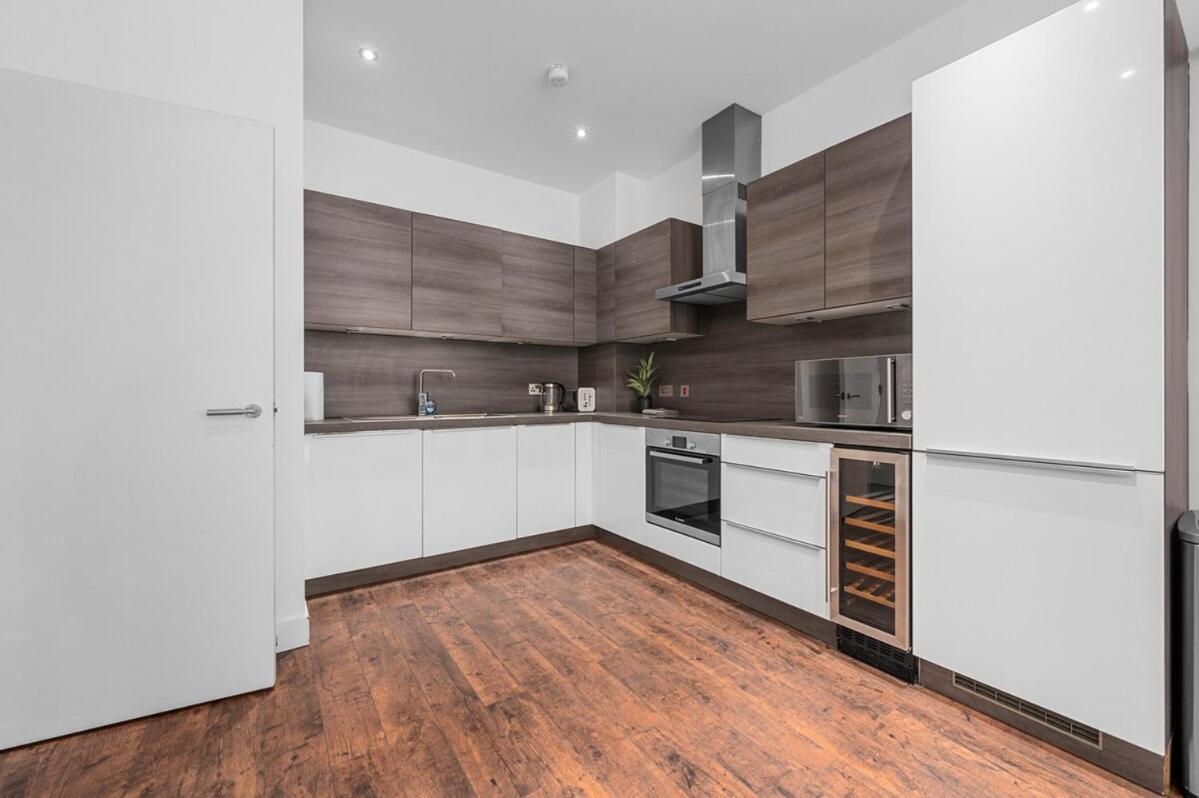 Cozy In - Parking, Wi-fi, Kitchen Apartamento